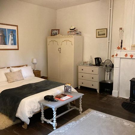7 Dagnaud De La Tude Our Family Farmhouse Style Home With En-Suite Montboyer Exterior foto